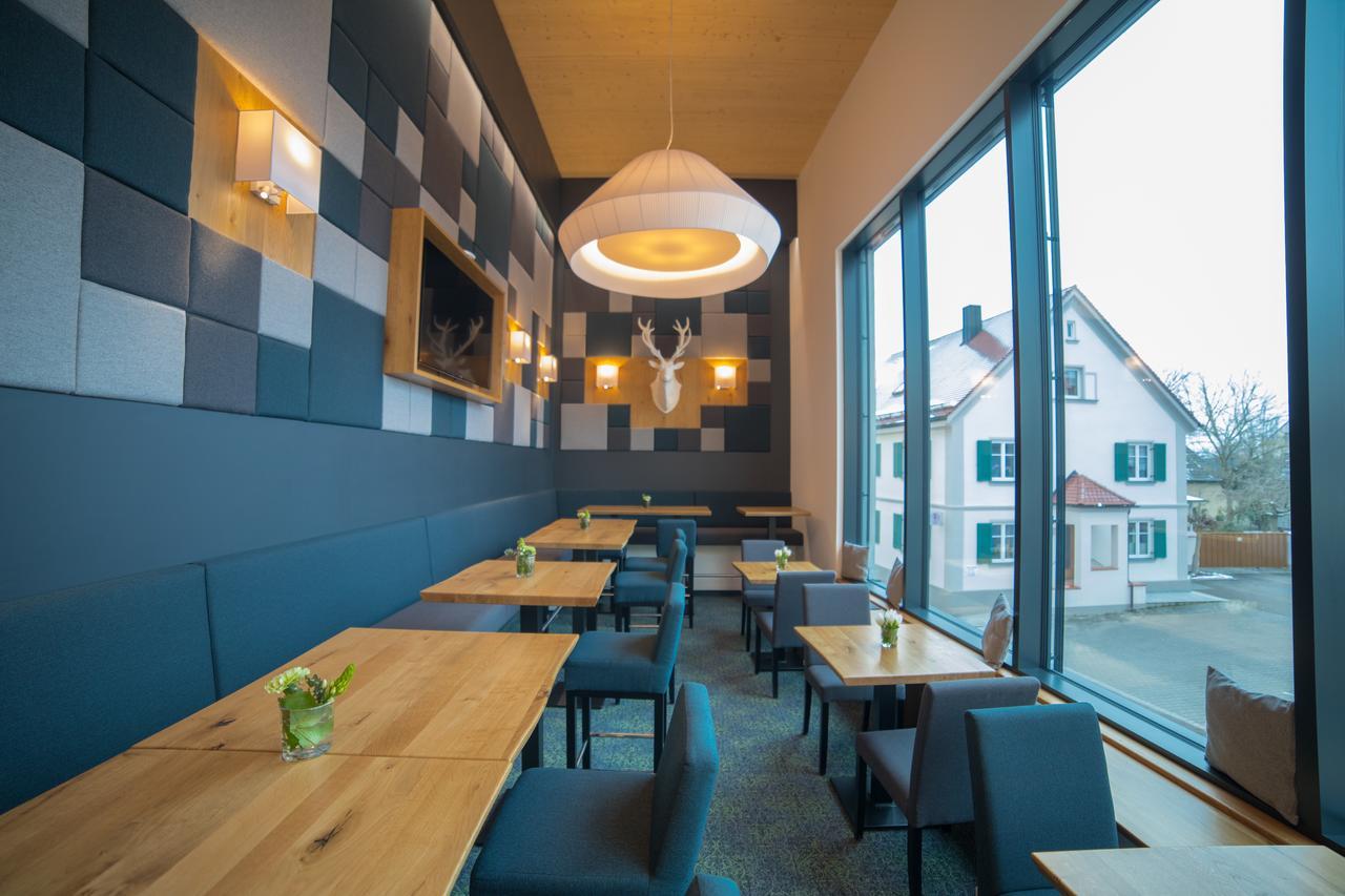 Hotel Zum Hirsch Wertingen Buitenkant foto