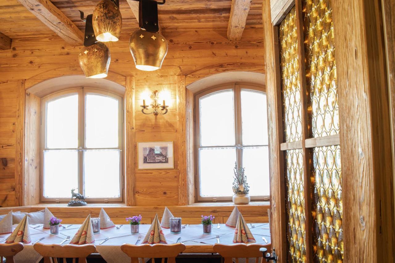 Hotel Zum Hirsch Wertingen Buitenkant foto